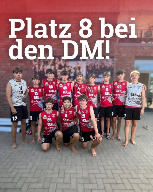 Unser mB belegt Platz 8 bei der Deutschen Meisterschaft!

Unsere Jungs haben am Wochenende beim großen Finale im Beachhandball alles reingehauen. ⚡
Gegen die besten Teams aus ganz Deutschland gab es packende Duelle, spektakuläre Tore und echte Kampfgeist-Momente. 💥

Am Ende steht ein starker 8. Platz – und vor allem jede menge Erfahrung, die uns keiner mehr nimmt. 💪
Danke an alle, die mitgefiebert, angefeuert und unterstützt haben – ob vor Ort im Sand oder von zuhause aus! 🙏🔥

#beachhandball #djm2025 #hsgverdenaller #u16 #jungsimSand #platz8 #handballpower #teamwork